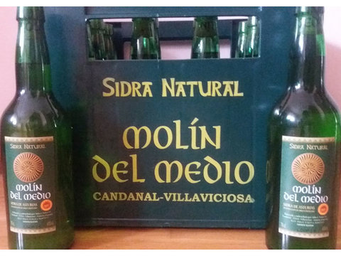 Pack de 12 botellas Molin del Medio D.O.P.